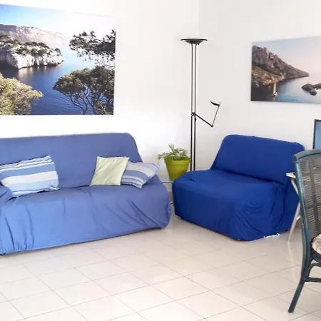 Studio Avec Vue Sur La Mer Balcon Et Wifi A A 1 Km De La Plage Apartment Fréjus